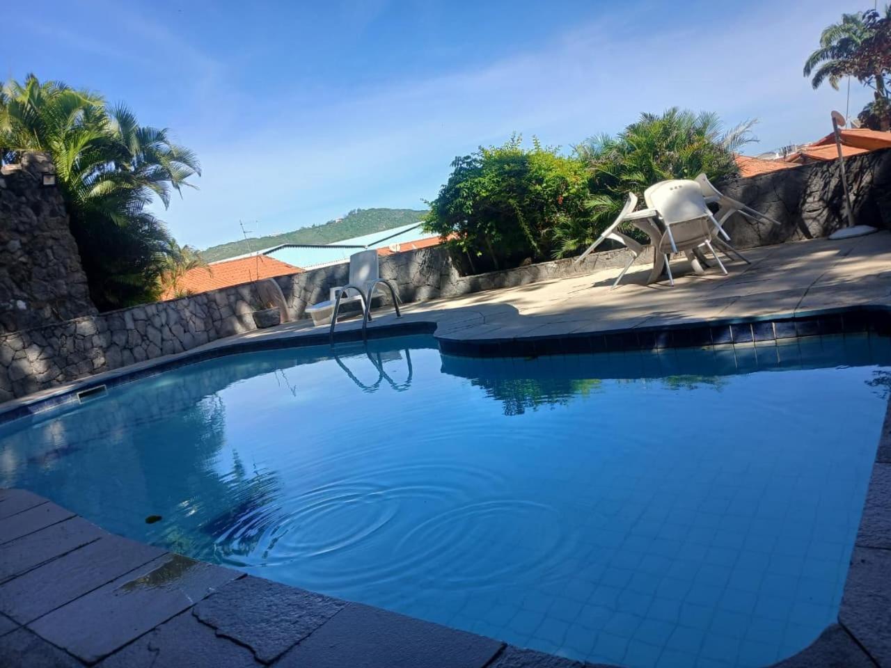 Casa Mobiliada com Piscina e Salão de jogos Praia de Arraial do Cabo 300mt da praia Exterior foto